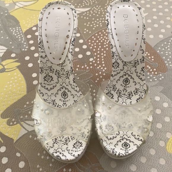 BCBGirls-Clear/White-Heels-Size 6.5 - Picture 7 of 14